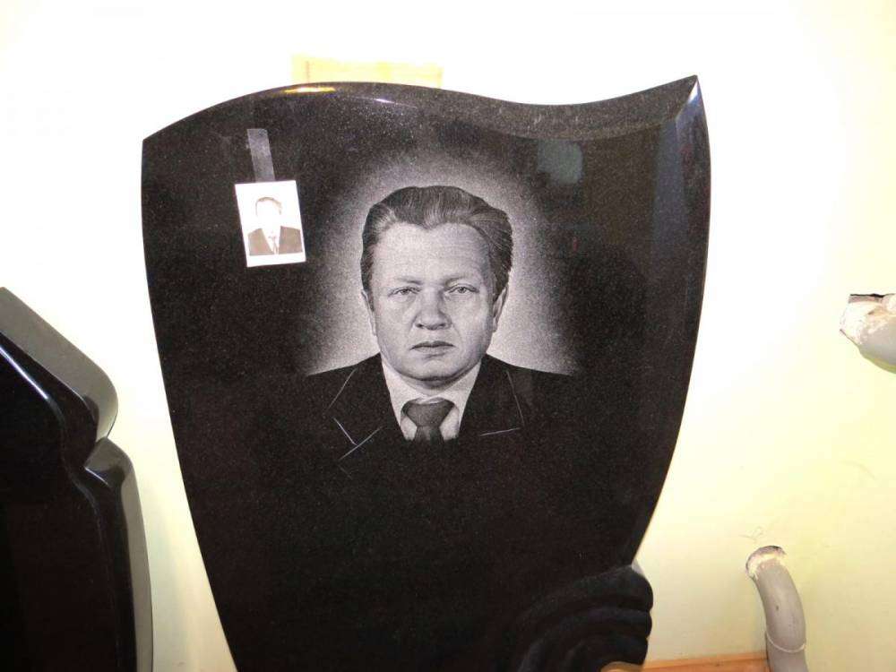 post-13542-0-98421700-1427047262_thumb.j