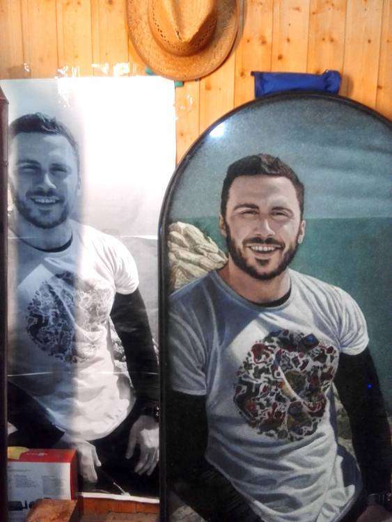 post-10535-0-10414900-1459083357_thumb.j