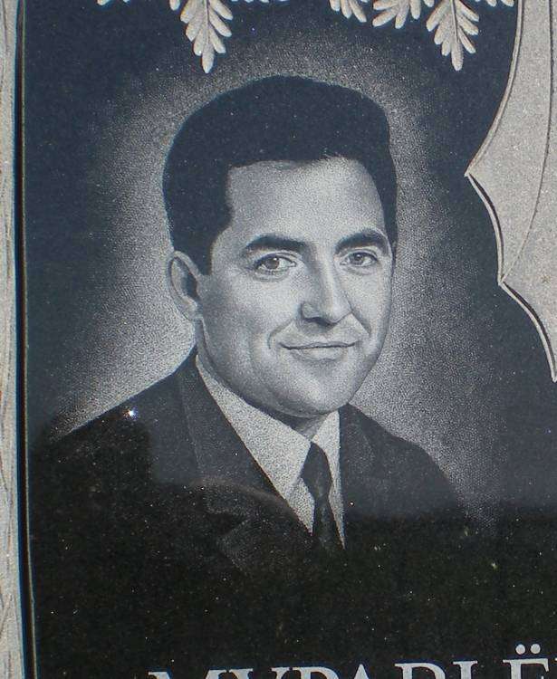 post-10535-0-99843000-1431412368_thumb.j