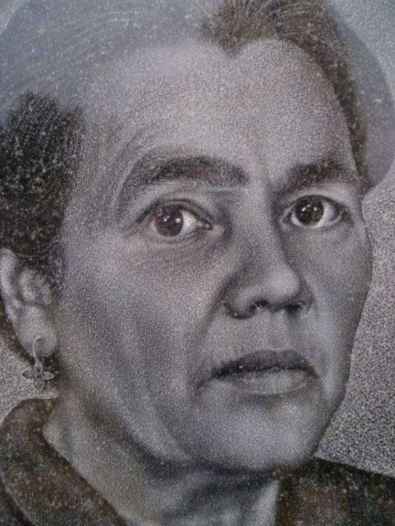 post-7784-0-11082300-1348423228_thumb.jp