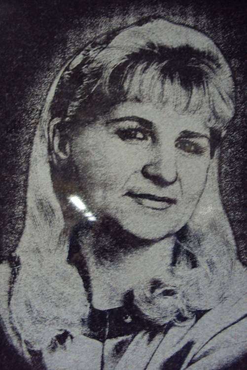 post-7840-0-47522700-1349989514_thumb.jp