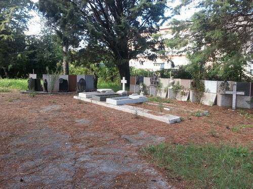 post-1278-0-35487700-1380876638_thumb.jp