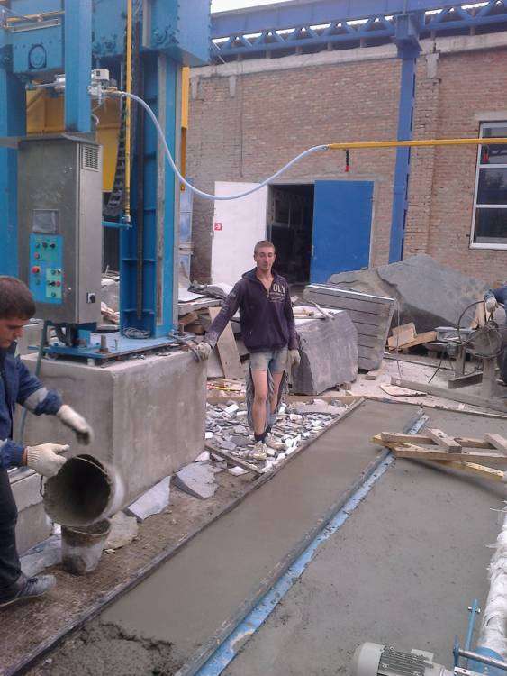 post-7836-0-18810300-1380983834_thumb.jp