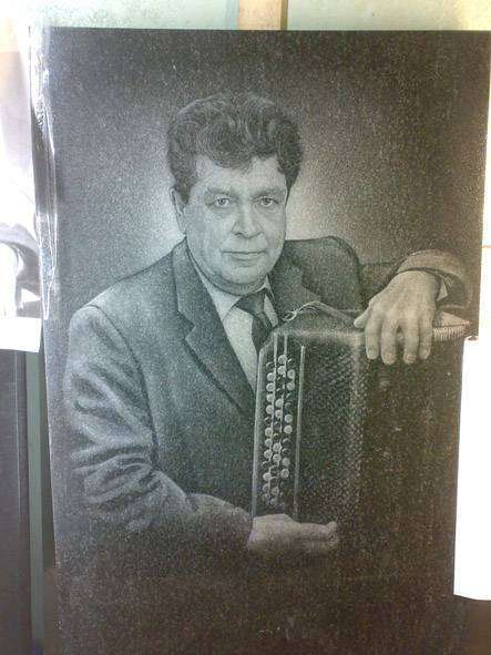 post-8313-0-52525800-1353058447_thumb.jp