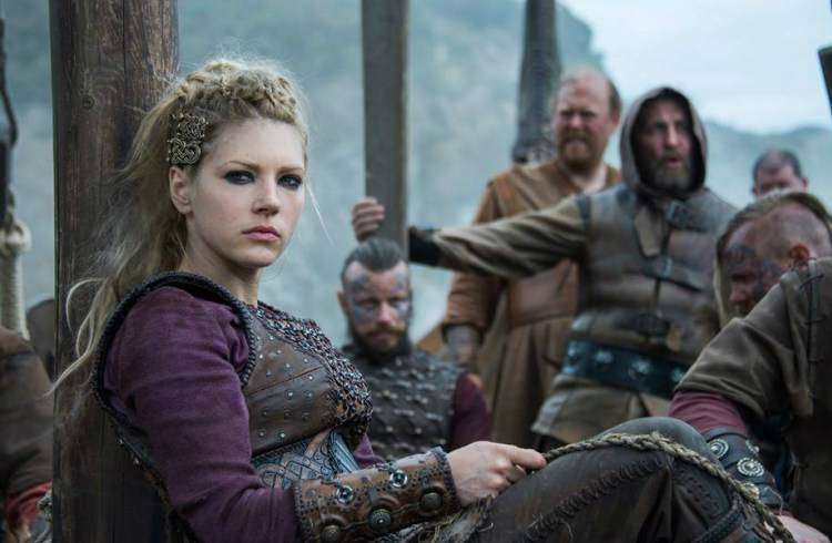 Vikings-Lagertha.thumb.jpg.195d736362951abaf7e56adb7b6d3d0c.jpg