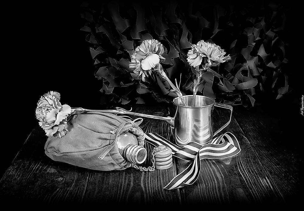 Фляга, гвоздички, Георгиевская лента под гравировку.jpg