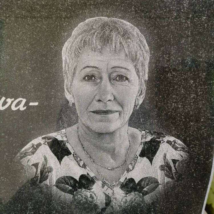 ViTLYZAJpl8.jpg