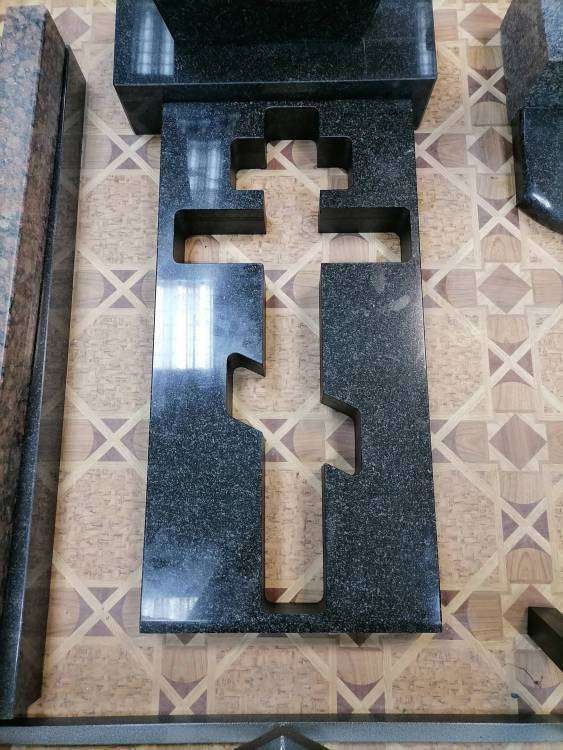 крест на цветник.jpg