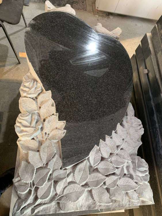 цветы голуби.jpeg