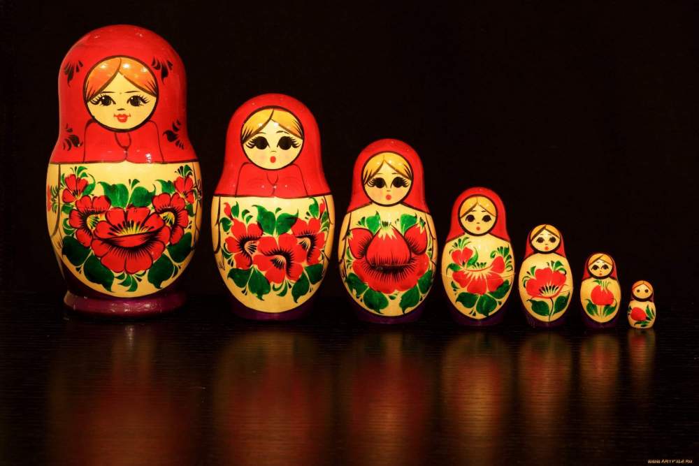 1613679945_33-p-fon-dlya-prezentatsii-matreshka-41.jpg