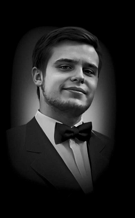 Гринев с родинками.jpg