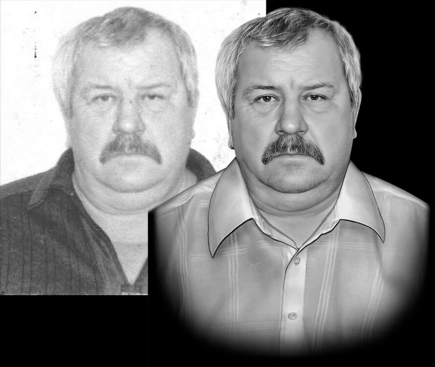 Мельников, по грудь, надеть светлую руб гот.jpg