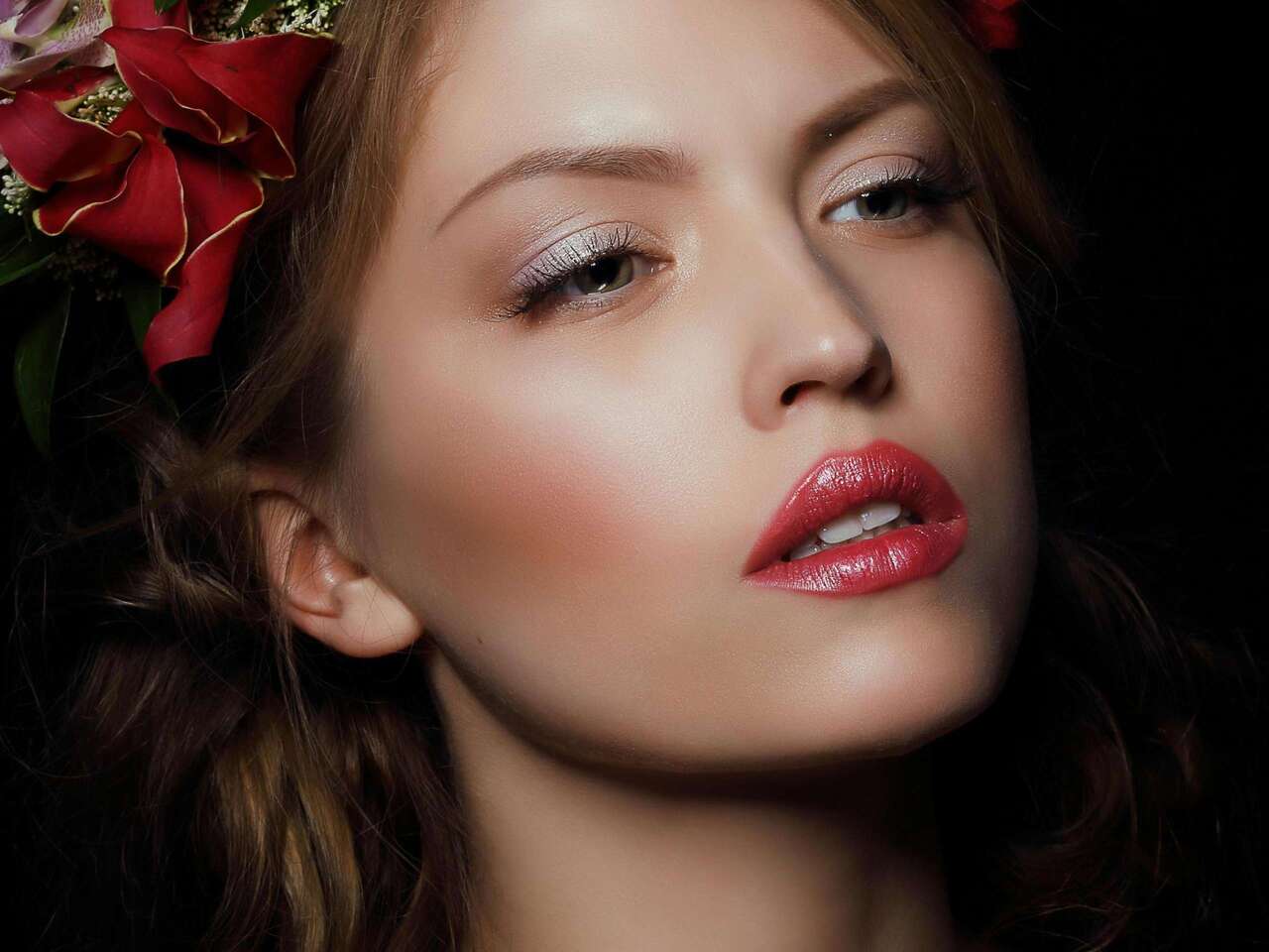 Девушка с венком (2560x1920).jpg